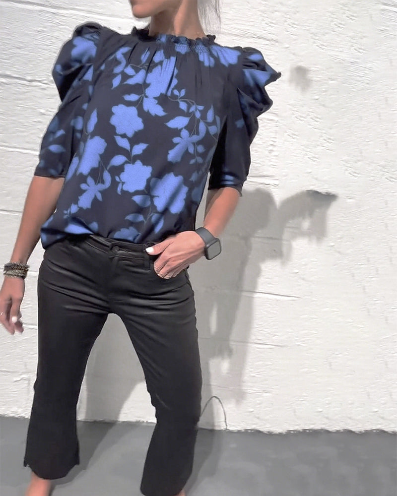 Bluse mit Puffärmeln und Rüschen